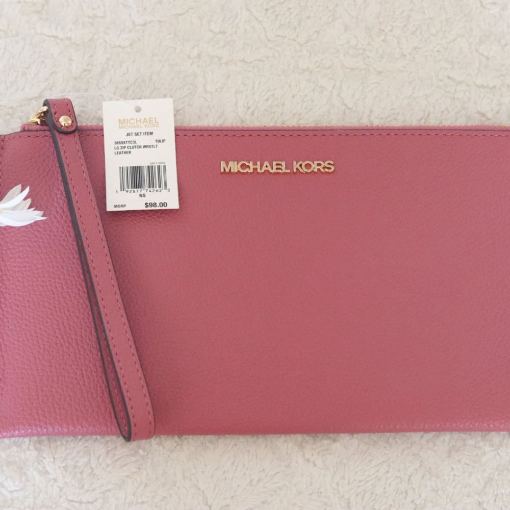Pink Michael Kors clutch - Picture 6 of 6